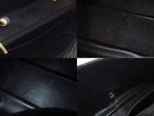 Load image into Gallery viewer, CHANEL シャネル マトラッセ30 シングルフラップ チェーン ショルダーバッグ キャビアスキン ブラック ゴールド金具 美品 中古 4c073405