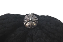 画像をギャラリービューアに読み込む, 極美品 CHROME HEARTS クロムハーツ クロスパッチ カシミヤ ニット帽 ビーニー ブラック 帽子 シルバー金具 OS 中古 4c073439