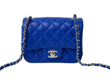 Load image into Gallery viewer, 極美品 CHANEL シャネル ミニマトラッセ18 チェーンショルダーバッグ ラムスキン ブルー シルバー金具 26番台 26941802 中古 4c073454