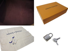 画像をギャラリービューアに読み込む, 極美品 LOUIS VUITTON ルイヴィトン キーポルバンドリエール55 ボストンバッグ M56714 モノグラムマカサー ブラック 中古 4c073457