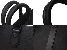 画像をギャラリービューアに読み込む, 極美品 LOUIS VUITTON ルイヴィトン ショルダーバッグ トリヨン サックプラ クロス M21884 ブラック 中古 4c073477