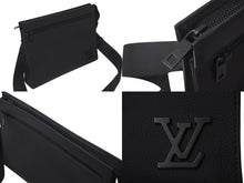 Load image into Gallery viewer, LOUIS VUITTON ルイヴィトン テイクオフ メッセンジャー PM ショルダーバッグ M24769 LVアエログラム ブラック 美品 中古 4c073480