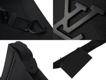 Load image into Gallery viewer, LOUIS VUITTON ルイヴィトン テイクオフ メッセンジャー PM ショルダーバッグ M24769 LVアエログラム ブラック 美品 中古 4c073480