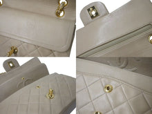 Load image into Gallery viewer, CHANEL シャネル マトラッセ 23 Wチェーンショルダーバッグ Wフラップ 2番台 ラムスキン ココマーク ベージュ ゴールド金具 美品 中古 4c073482