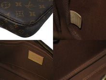 Load image into Gallery viewer, 極美品 LOUIS VUITTON ルイヴィトン ミュルティポシェット アクセソワール カーキ ショルダーバッグ モノグラム M44813 中古 4c073485