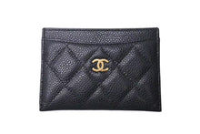 Load image into Gallery viewer, 極美品 CHANEL シャネル マトラッセ カードケース 名刺入れ 18番台 キャビアスキン ブラック ゴールド金具 中古 4c073549