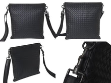 Load image into Gallery viewer, 極美品 BOTTEGA VENETA ボッテガヴェネタ イントレチャート ショルダーバッグ ブラック 276356 レザー ブラック金具 中古 4c073591