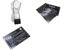 Load image into Gallery viewer, 極美品 CHANEL シャネル 新型 ミニマトラッセ ブラック 黒 シルバーラムスキン ショルダーバッグ 17cm 6番台 中古 4c073594