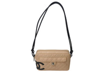 Load image into Gallery viewer, CHANEL シャネル ワンショルダーバッグ 9番台 カンボンライン ラムスキン ココマーク ベージュ シルバー金具 美品 中古 4c073638