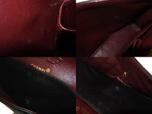 Load image into Gallery viewer, CHANEL シャネル マトラッセ23 Wフラップ チェーンショルダーバッグ ラムスキン 2番台 ブラック ゴールド金具 美品 中古 4c073639