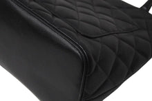 Load image into Gallery viewer, CHANEL シャネル 1804 復刻トートバッグ ハンドバッグ 7番台 グレインドカーフスキン ブラック シルバー金具 美品 中古 4c073642