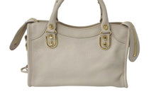 Load image into Gallery viewer, 極美品 BALENCIAGA バレンシアガ クラシック ミニ シティ ハンドバッグ ベージュ レザー 390160 ゴールド金具 中古 4c073721