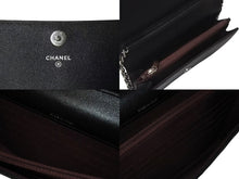 Load image into Gallery viewer, 極美品 CHANEL シャネル チェーンウォレット キャビアスキン グレインドカーフスキン Vステッチライン 25番台 ブラック 25115368 中古 4c073723