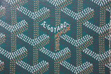 画像をギャラリービューアに読み込む, 新品未使用 GOYARD ゴヤール パスケース パスポートケース グルネル PVCコーティングキャンバス グリーン 中古 4c073727