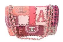 Load image into Gallery viewer, 極美品 CHANEL シャネル デカマトラッセ 30 ラージ ショルダーバッグ フランス製 ツイード レザー ピンク シルバー金具 中古 4c073736