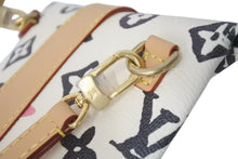 画像をギャラリービューアに読み込む, 新品未使用 LOUISVUITTON ルイヴィトン エンベロップポーチ 2024SS モノグラム クラギ― キャンバス ホワイト マルチカラー 中古 4c073777