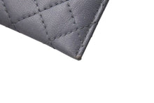 Load image into Gallery viewer, CHANEL シャネル ココマーク 名刺入れ 定期入れ キルティング 12番台 ラムスキン グレー シルバー金具 美品 中古 4c073780