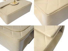 Load image into Gallery viewer, CHANEL シャネル ミニマトラッセ 17 チェーンショルダーバッグ 1番台 ラムスキン ココマーク キルティング ベージュ 美品 中古 4c073809
