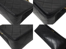 Load image into Gallery viewer, CHANEL シャネル マトラッセ フルフラップチェーンショルダーバッグ 1番台 ラムスキン ココマーク ブラック 美品 中古 4c073812