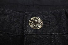 画像をギャラリービューアに読み込む, 新品未使用 CHROMEHEARTS クロムハーツ フレアニー スターパッチ デニムパンツ ブラック コットン シルバー925 レザー 36 中古 4c073856