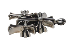 画像をギャラリービューアに読み込む, 新品同様 CHROME HEARTS クロムハーツ 3 CH CRS SML トリプルCHクロススモール シルバーネックレストップ シルバー925 中古 4c073862