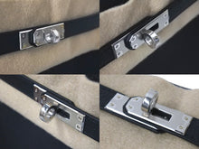 Load image into Gallery viewer, 新品未使用 HERMES エルメス ケリー25 W刻印 2025年購入品 内縫い 黒 トゴ シルバー金具 中古 4c073870