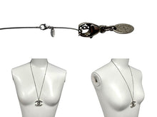 Load image into Gallery viewer, CHANEL シャネル デカココマーク ネックレス アクセサリー 13P刻印 メタル ラインストーン シルバー 美品 中古 4c073897