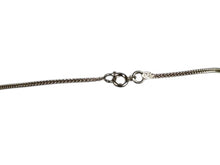 Load image into Gallery viewer, 極美品 CHANEL シャネル カンボンライン ネックレス アクセサリー 05C刻印 メタル シルバー ブラック 中古 4c073899
