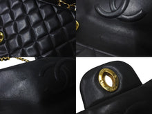 Load image into Gallery viewer, CHANEL シャネル デカマトラッセ チェーンショルダーバッグ シングルフラップ 3番台 ブラック ゴールド金具 美品 中古 4c073948