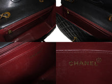 Load image into Gallery viewer, CHANEL シャネル デカマトラッセ チェーンショルダーバッグ シングルフラップ 3番台 ブラック ゴールド金具 美品 中古 4c073948