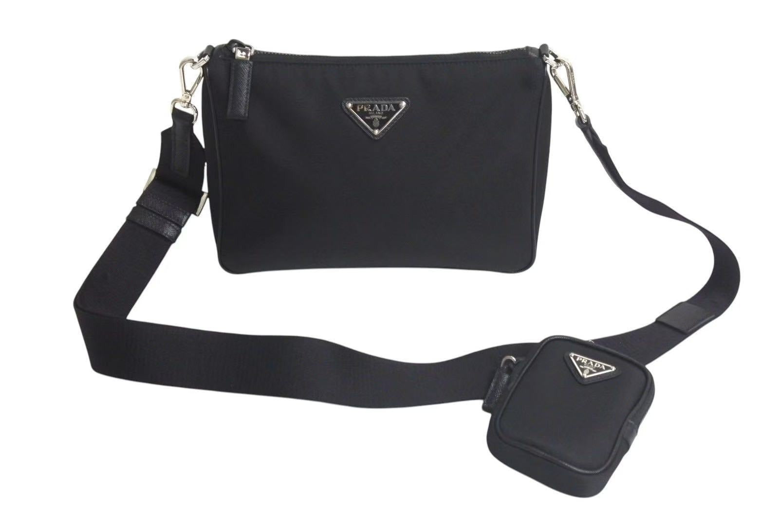 PRADA ショルダーバッグ 三角ロゴ イタリア製 PRADAショルダーバック