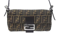 Load image into Gallery viewer, FENDI フェンディ Zucca Pattern Mamma Bucket ズッカ柄 マンマバケット ジョルダーバック 26424 美品 中古 4c073990