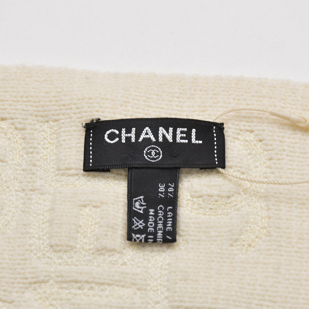 Like new CHANEL CHANEL logo embroidery here mark muffler scarf flying logo matelasse pattern wool cashmere ivory gold used 4c074017