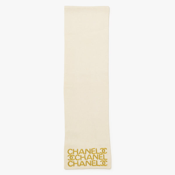 新品同様 CHANEL シャネル ロゴ刺繍 ココマーク マフラー スカーフ 飛びロゴ マトラッセ柄 ウール カシミヤ アイボリー ゴールド 中古 4c074017