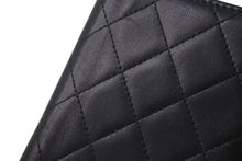 Load image into Gallery viewer, CHANEL シャネル ココマーク 手帳ケース キルティング 13番台 イタリア製 ラムスキン ブラック シルバー金具 美品 中古 4c074118