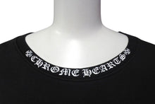 Load image into Gallery viewer, CHROME HEARTS クロムハーツ スウェットシャツ トレーナー サイズXL ネックロゴ アームプリント 新型 美品 中古 4c074119