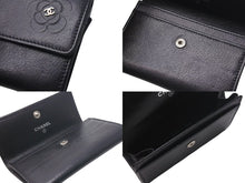 Load image into Gallery viewer, CHANEL シャネル カードケース ココマーク カメリア 15番台 イタリア製 レザー ブラック シルバー金具 美品 中古 4c074124