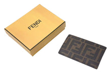 Load image into Gallery viewer, 新品未使用 FENDI フェンディ ズッカ柄 カードケース 7AR911 AAE199 218 0059 シルバー金具 レザー ブラック ブラウン シルバー 中古 4c074126