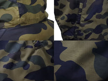 画像をギャラリービューアに読み込む, A BATHING APE アベイシングエイプ リバーシブルダウンジャケット サイズL キルティング カモフラ柄 カーキ ネイビー 良品 中古 4c074140