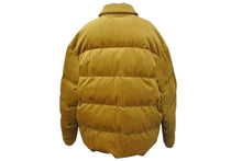 Load image into Gallery viewer, 極美品 PRADA 24AW Cropped Corduroy Down Jacket Barley クロップド コーデュロイ ダウン ジャケット バーリー Mサイズ 中古 4c074200