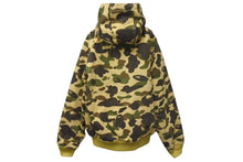 Load image into Gallery viewer, A BATHING APE × CARHARTT アベイシングエイプ カーハート 1st Camo アクティブ ジャケット 2005年 カモ柄 サイズL 美品 中古 4c074241