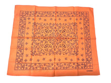 Load image into Gallery viewer, CHANEL シャネル スカーフ バンダナ柄 ココマーク ペイズリー ハンカチ 92年製 オレンジ コットン 美品 中古 4c074269