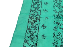 Load image into Gallery viewer, CHANEL シャネル スカーフ バンダナ柄 ココマーク ペイズリー ハンカチ グリーン コットン 良品 中古 4c074276
