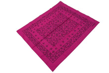 Load image into Gallery viewer, CHANEL シャネル スカーフ バンダナ柄 ココマーク ペイズリー ハンカチ 92年製 ピンク コットン 良品 中古 4c074272