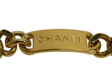 Load image into Gallery viewer, CHANEL シャネル コインモチーフ ロゴプレート チェーンベルト 95A ココマーク 小物 メダルチェーン GP ゴールド ヴィンテージ 341g 美品 中古 4c074275