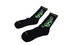 画像をギャラリービューアに読み込む, 新品未使用 CHROME HEARTS クロムハーツ 靴下 マッティボーイ ファイヤー ソックス ロゴ刺繍 ブラック グリーン 中古 4c074347