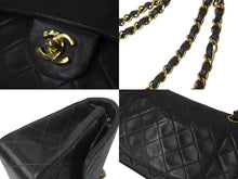 Load image into Gallery viewer, CHANEL シャネル マトラッセ 23cm ココマーク ショルダーバッグ 2番台 スムースレザー カーキ ゴールド金具 美品 中古 4c074353