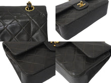 Load image into Gallery viewer, CHANEL シャネル マトラッセ 23cm ココマーク ショルダーバッグ 2番台 スムースレザー カーキ ゴールド金具 美品 中古 4c074353