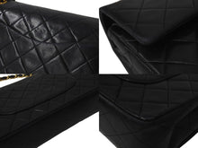 Load image into Gallery viewer, CHANEL シャネル マトラッセ25 Wフラップ Wチェーンショルダーバッグ 4番台 ラムスキン ココマーク ブラック ゴールド金具 美品 中古 4c074354