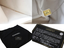 Load image into Gallery viewer, 極美品 CHANEL シャネル マトラッセ PST キャビアスキン サーモンピンク ハンドバッグ A20994 シルバー金具 中古 4c074362